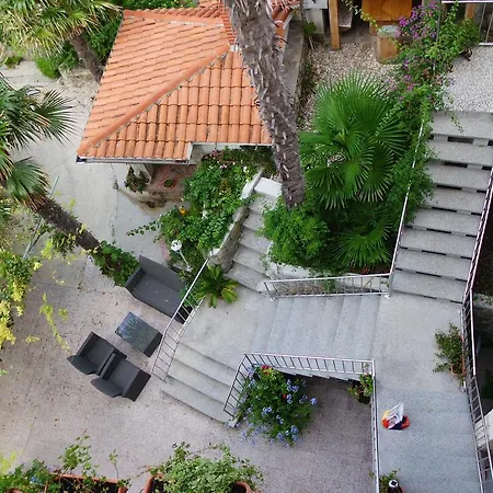 Vukusic Bed & Breakfast 3*