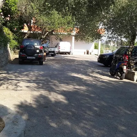 Vukusic 3* Rab Town