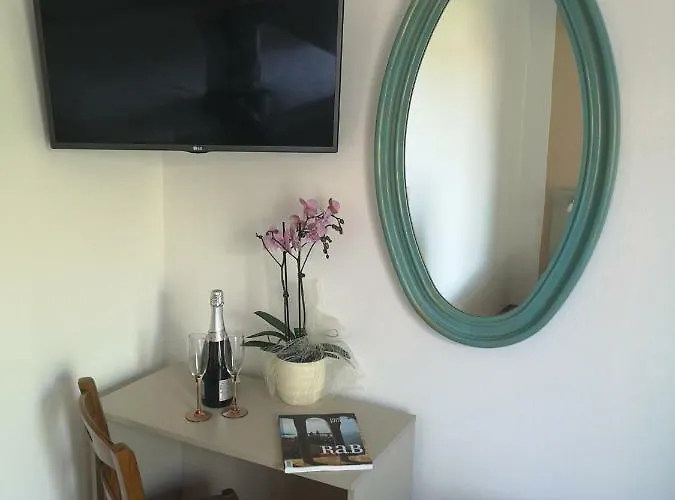 Vukusic 住宿加早餐酒店 拉布